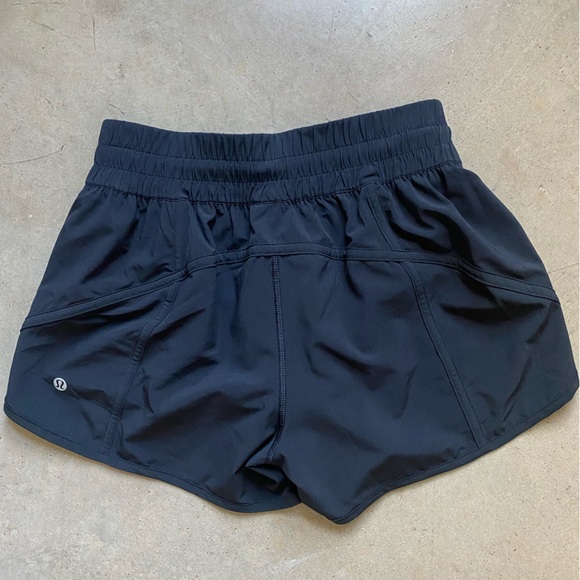 Lululemon tracker shorts - Picture 2 of 3